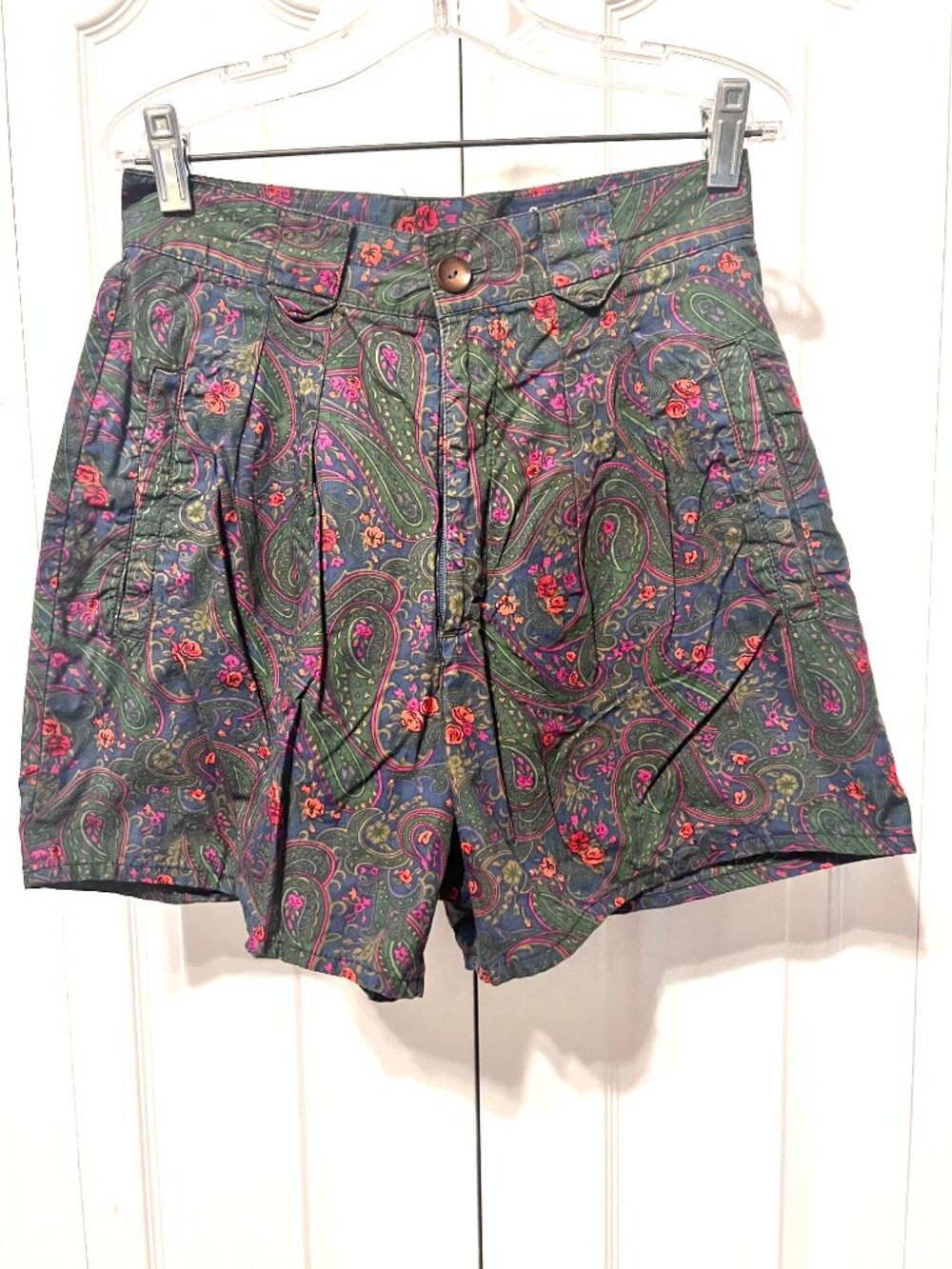 GAP Women's Vintage Size 5/6 Floral Paisley High Waist Zip Up Shorts-Belt Loops